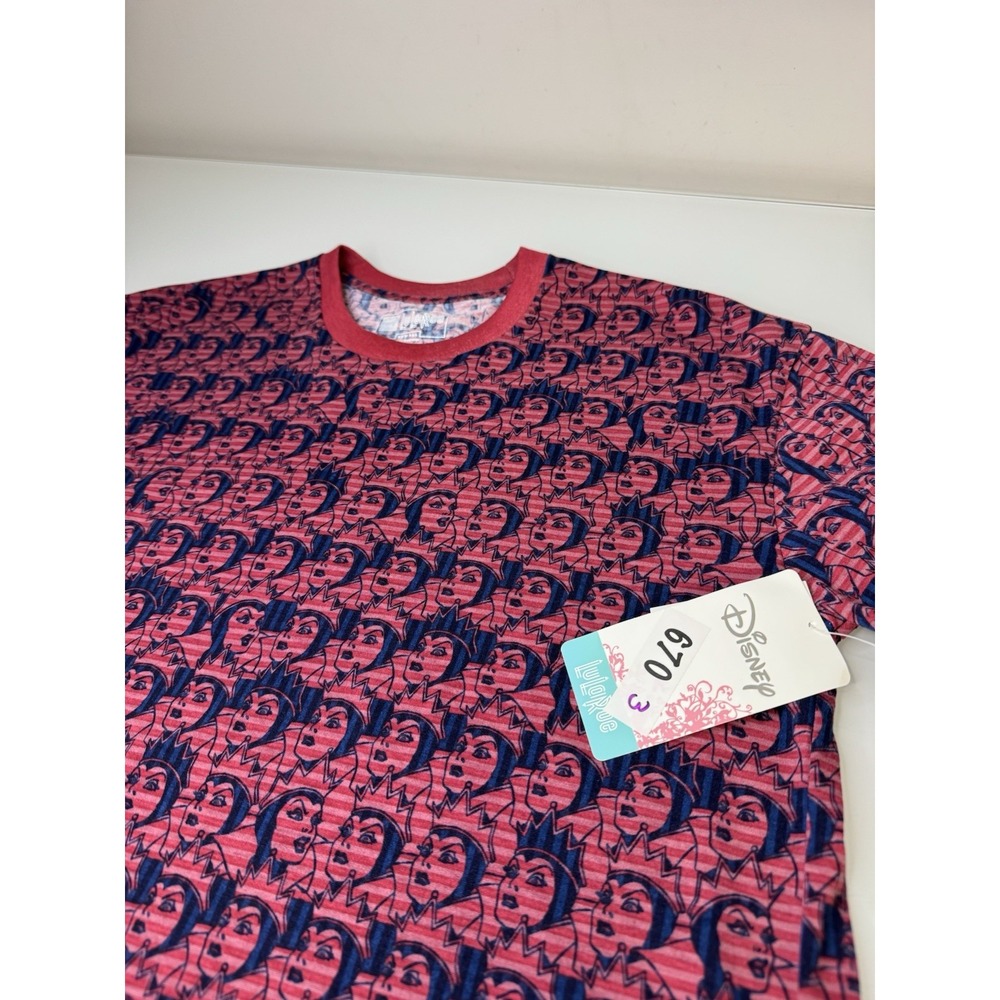 Lularoe Disney Snow White Evil Queen Villain AOP Patrick T-Shirt Size XS New
